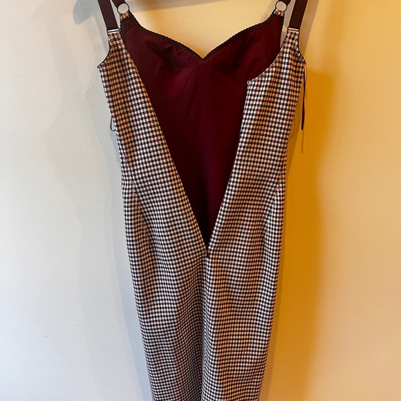 Pencil evening dress - Picture 2 of 4